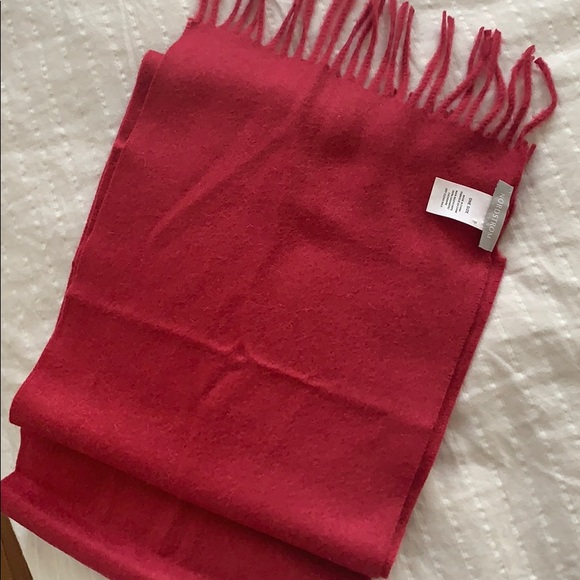 🎉FINAL PRICE DROP 🎉Red Cashmere Scarf - Picture 2 of 2